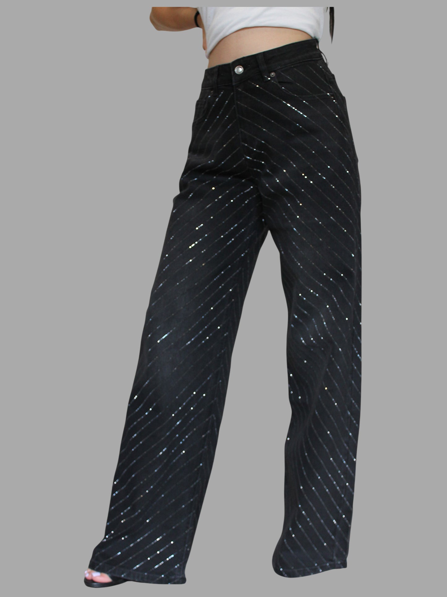 Jeans nero a palazzo con strass