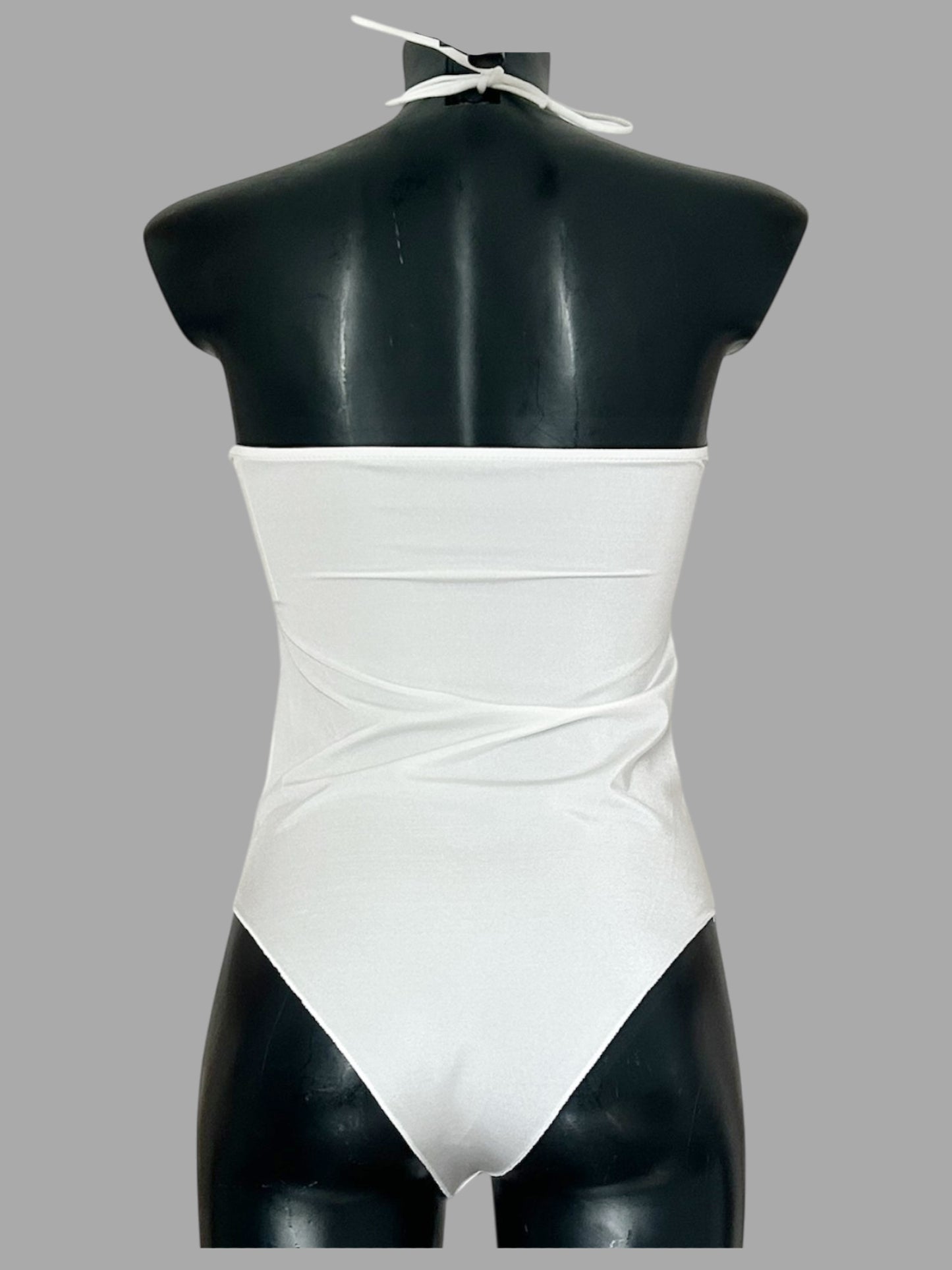 Body con gioiello a conchiglia