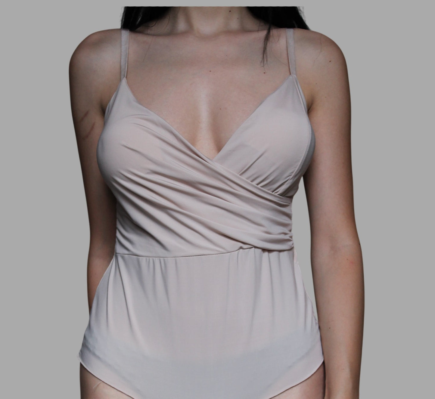 Body Incrociato con Drappeggio