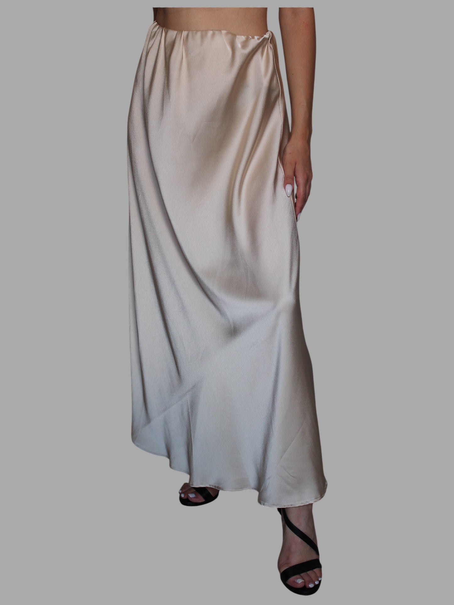 Gonna lunga elegante effetto satin
