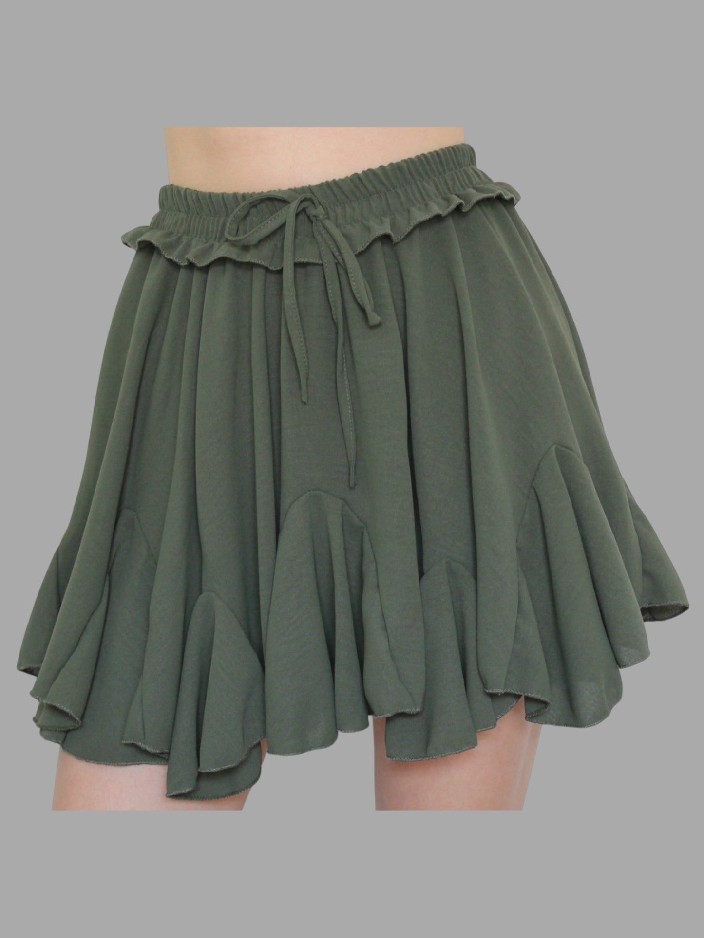 Gonna-pantaloncino con balze